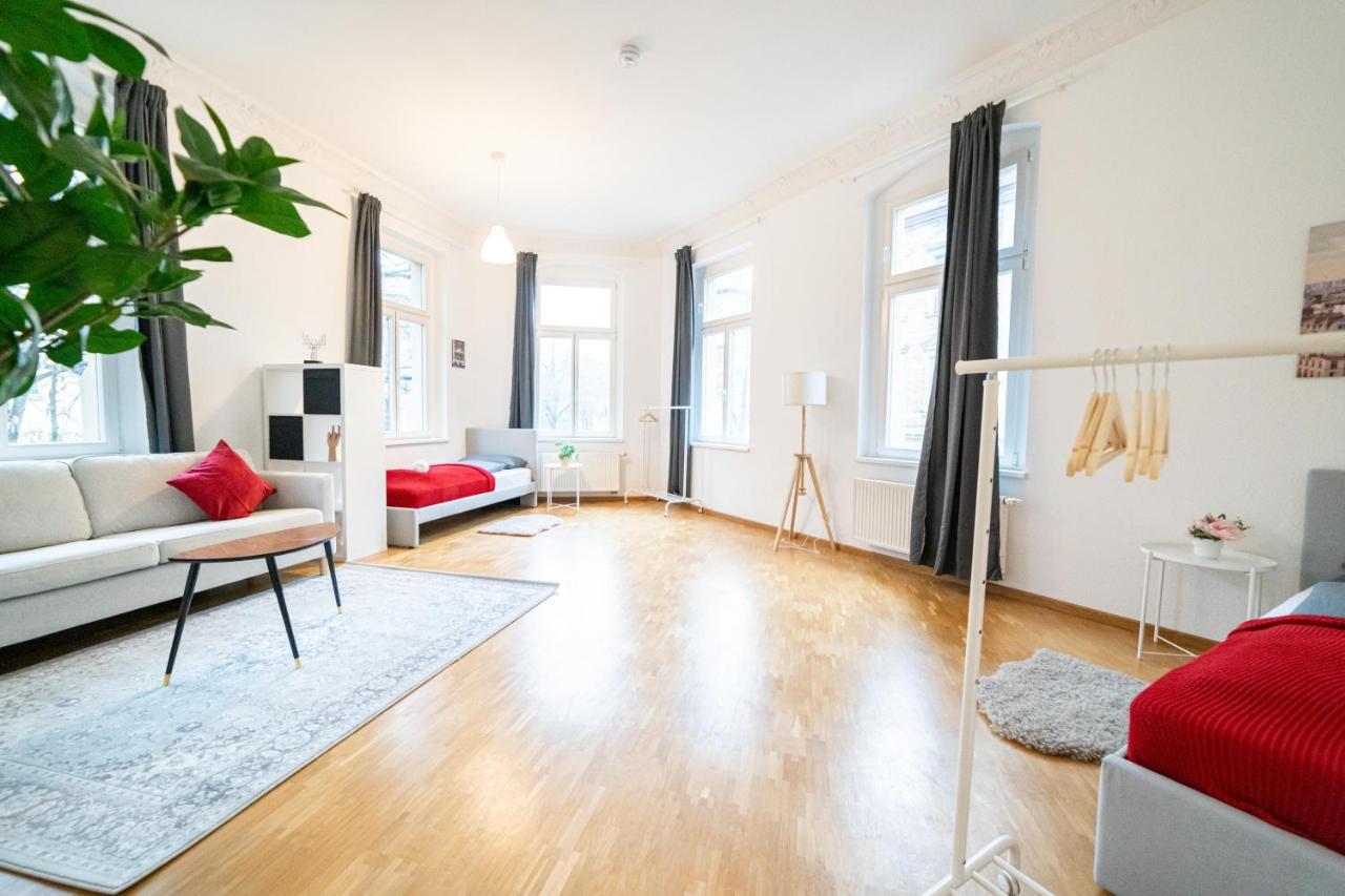 Fullhouse - Halle - Vs7 - 3 Beds - Nespresso エクステリア 写真